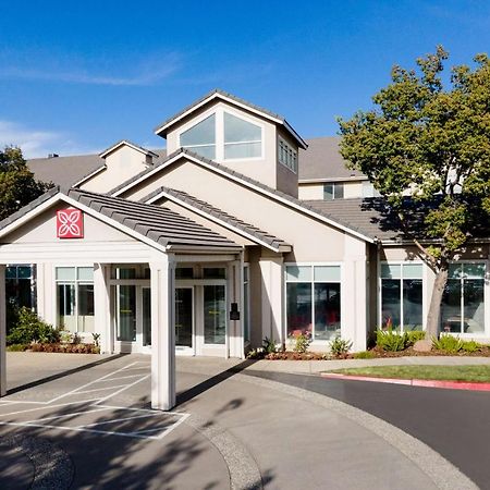 Hilton Garden Inn רוזוויל מראה חיצוני תמונה