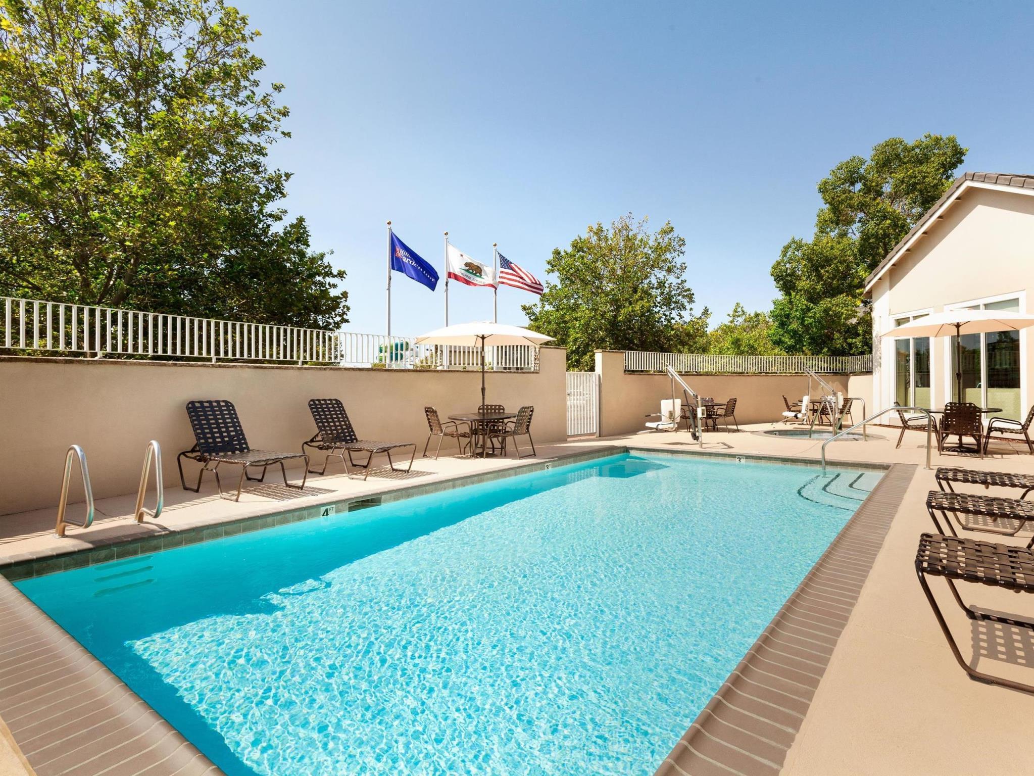 Hilton Garden Inn רוזוויל מראה חיצוני תמונה