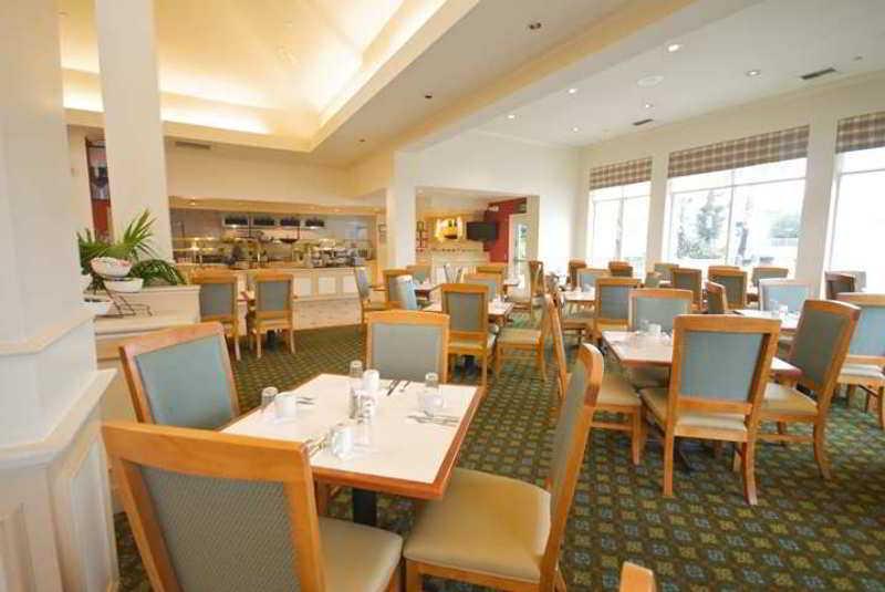 Hilton Garden Inn רוזוויל מסעדה תמונה