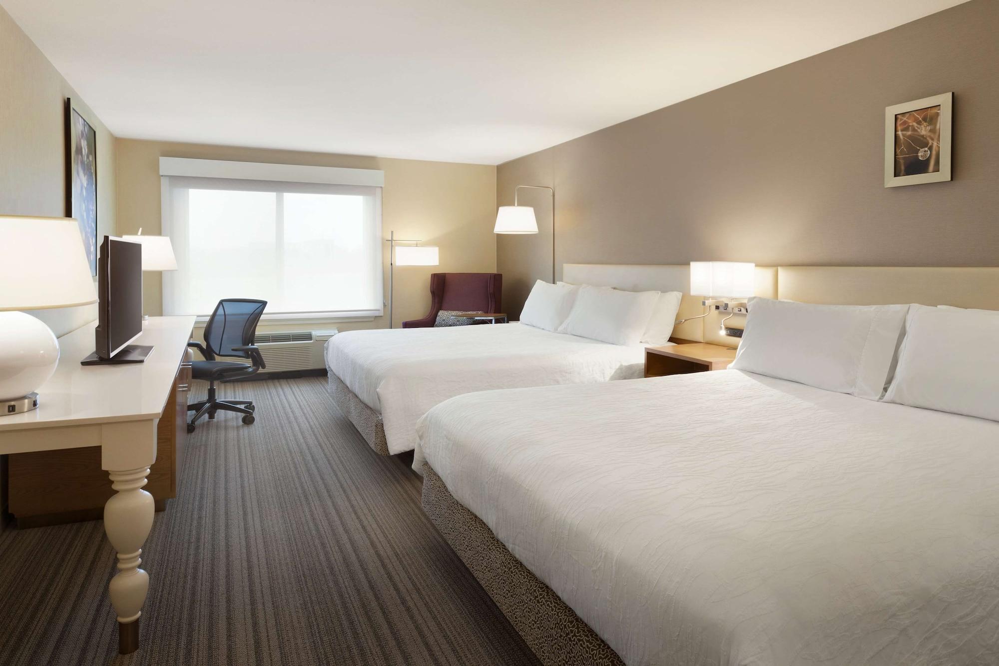 Hilton Garden Inn רוזוויל מראה חיצוני תמונה