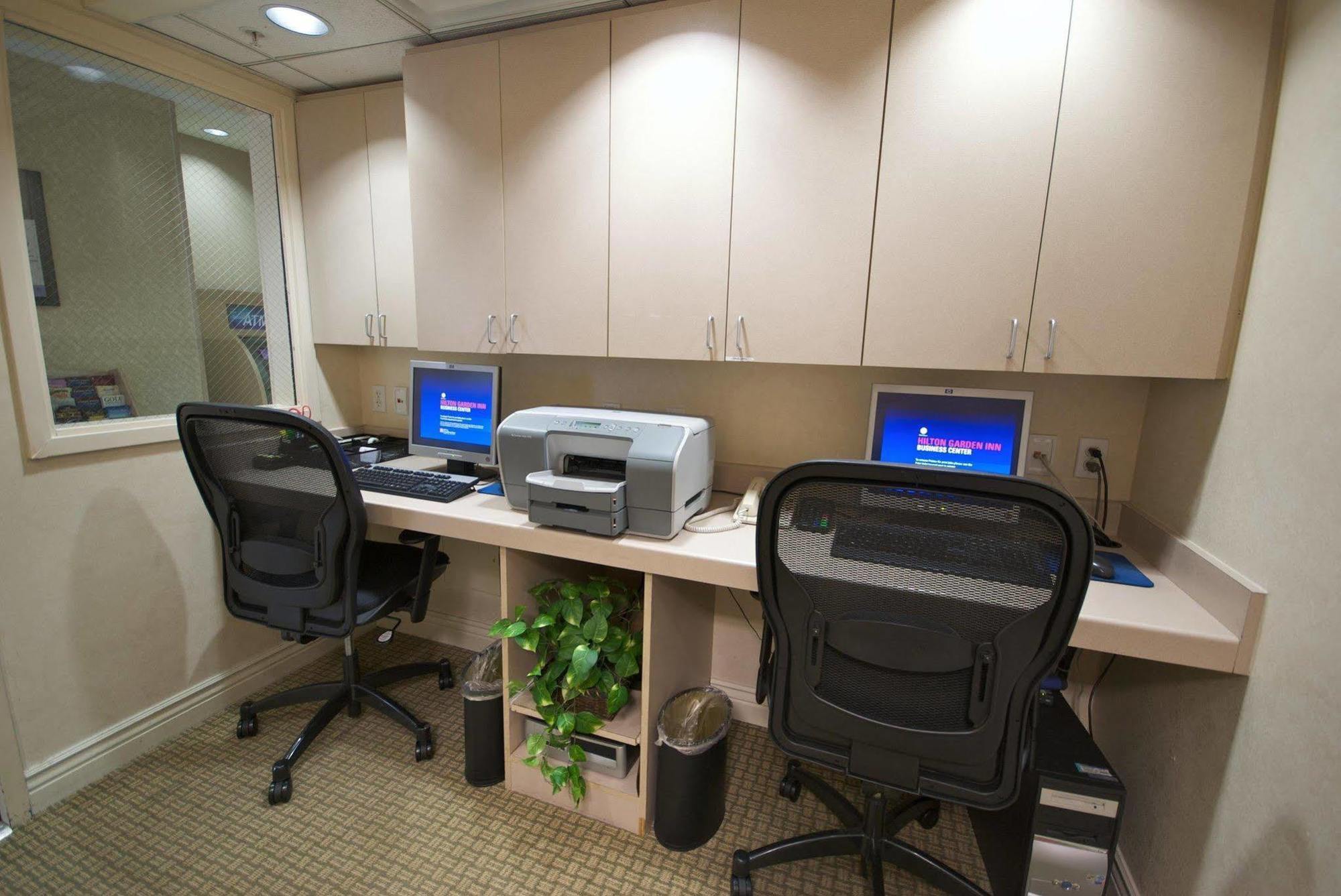 Hilton Garden Inn רוזוויל מראה חיצוני תמונה