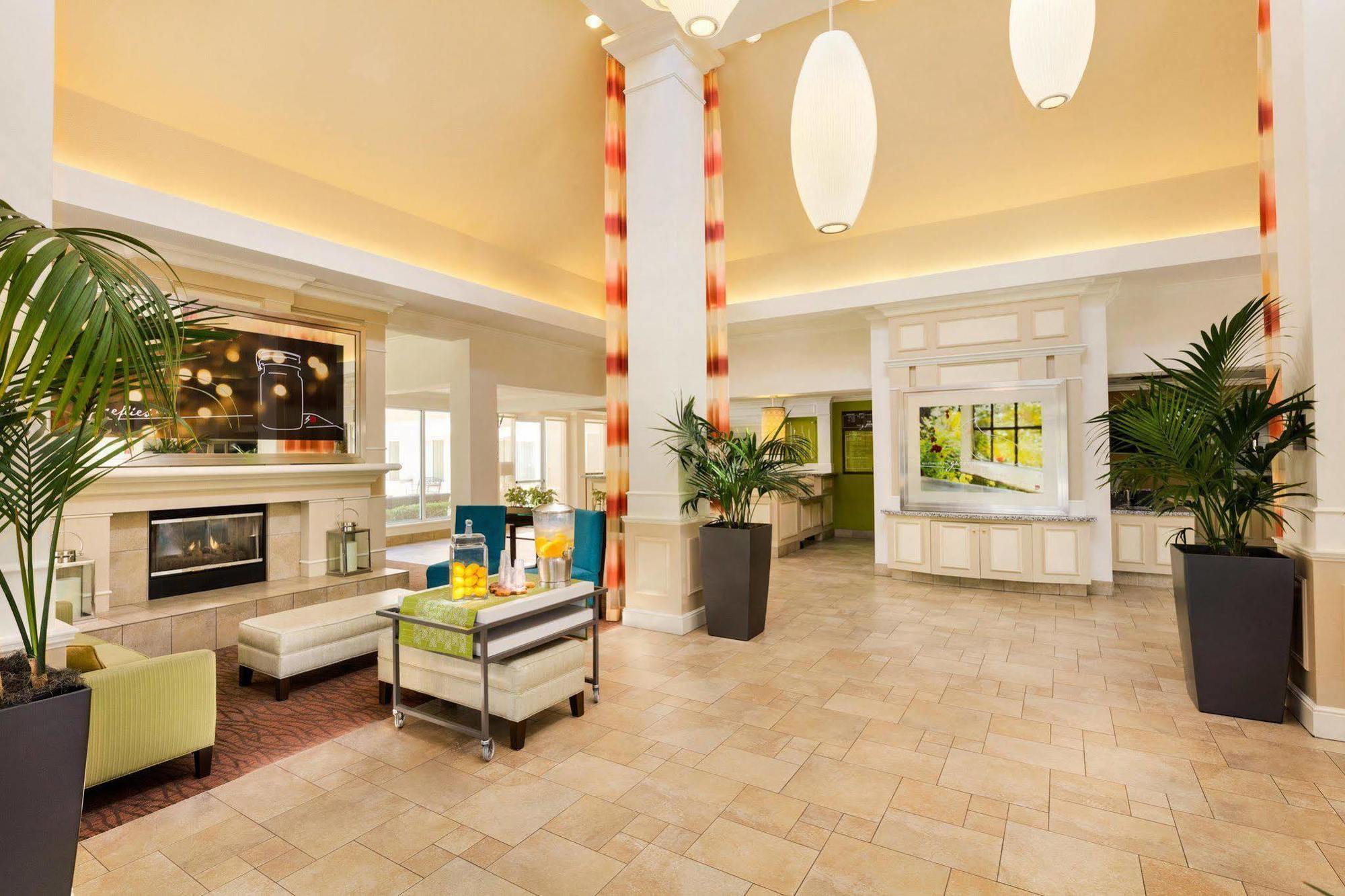 Hilton Garden Inn רוזוויל מראה חיצוני תמונה